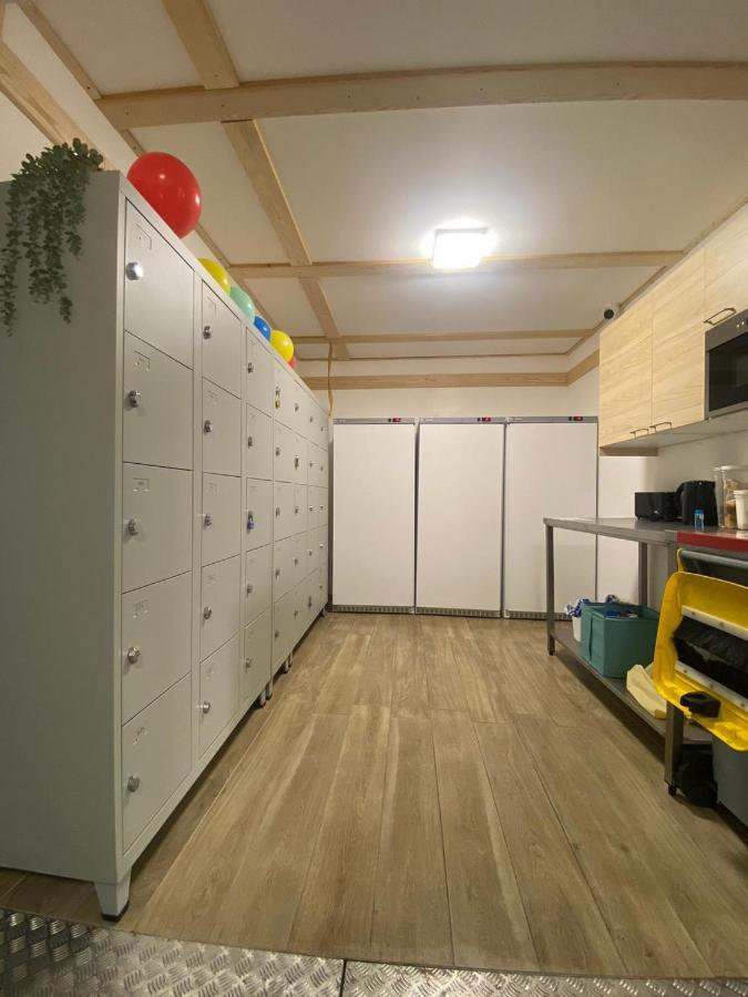 Bohobos Hostel Antibes Eksteriør billede